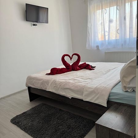 Mirabella Apartman Siofok Bagian luar foto